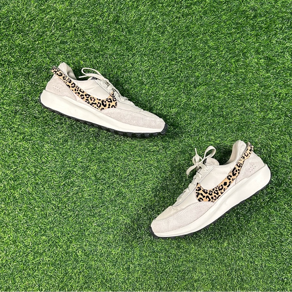 Nike waffle Debut white/cream and leopard print trainers